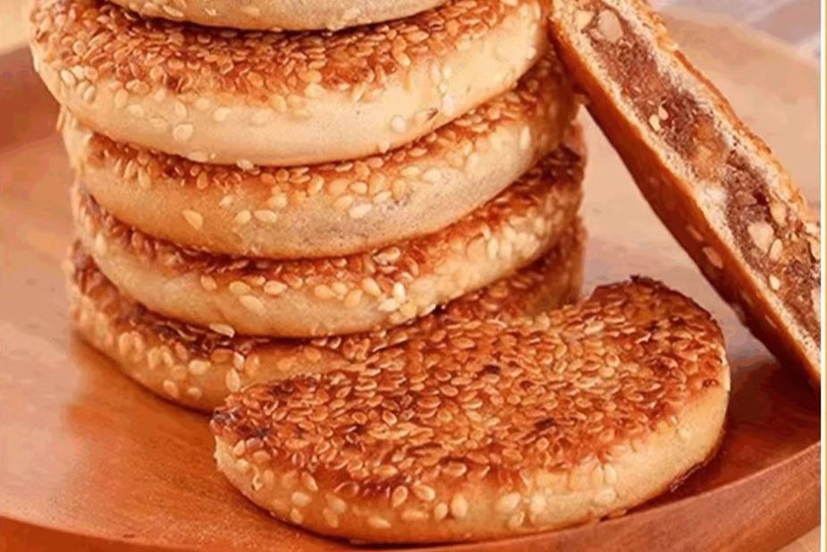 酥香脆軟，咸甜皆備！這塊西安麻餅，藏著地道的陜西煙火氣